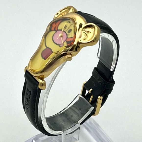 Timex  Vintage Unisex 1990’s Tigger face Watch Working - Picture 4 of 9